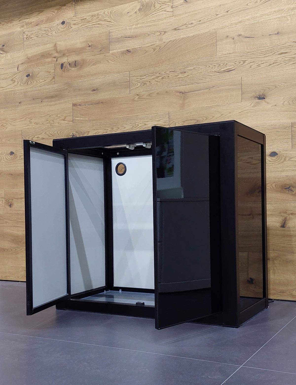 Beautiful view of Vitro Aquarium Counters For Seniors